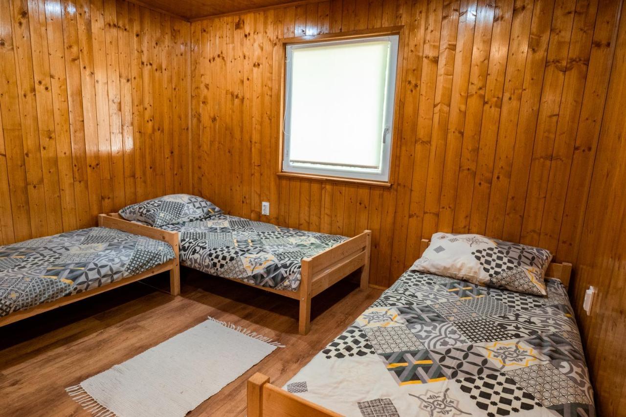 Tennis Guesthouse Ordacsehi 外观 照片